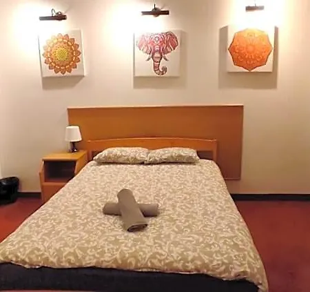 Mandala 포즈난